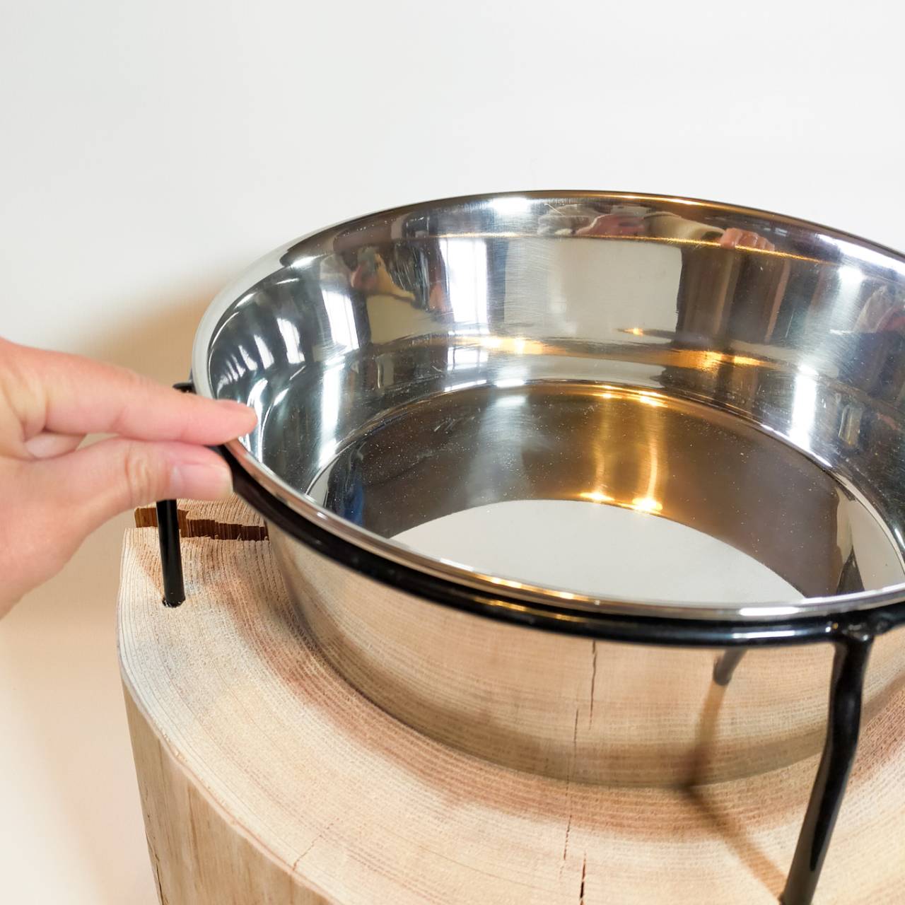 ③一点もの 大型犬用 高さ27cm -杉の丸太のLog Bowl- 水飲み台 ごはん台 餌台