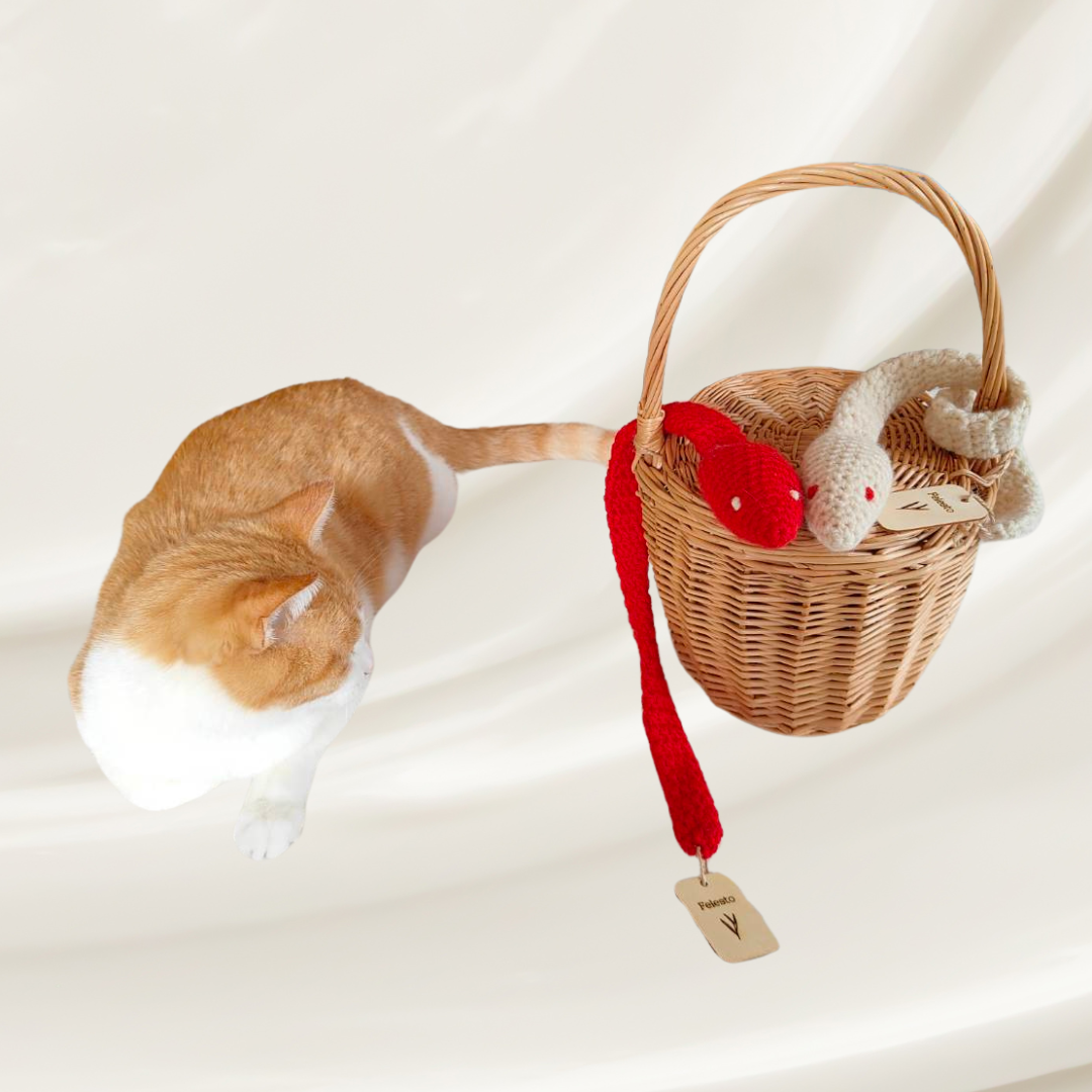 巳年 へび 蛇 紅白 猫のおもちゃ マタタビの実入り ニューイヤーフォト ウール100%の毛糸 1個販売