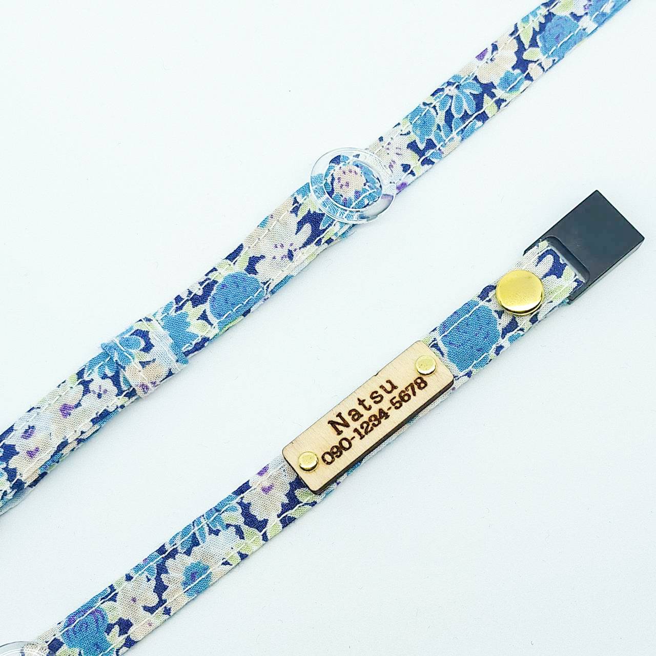 やさしい100%コットン 青小花 オプション木製迷子札 セーフティバックル 猫 首輪