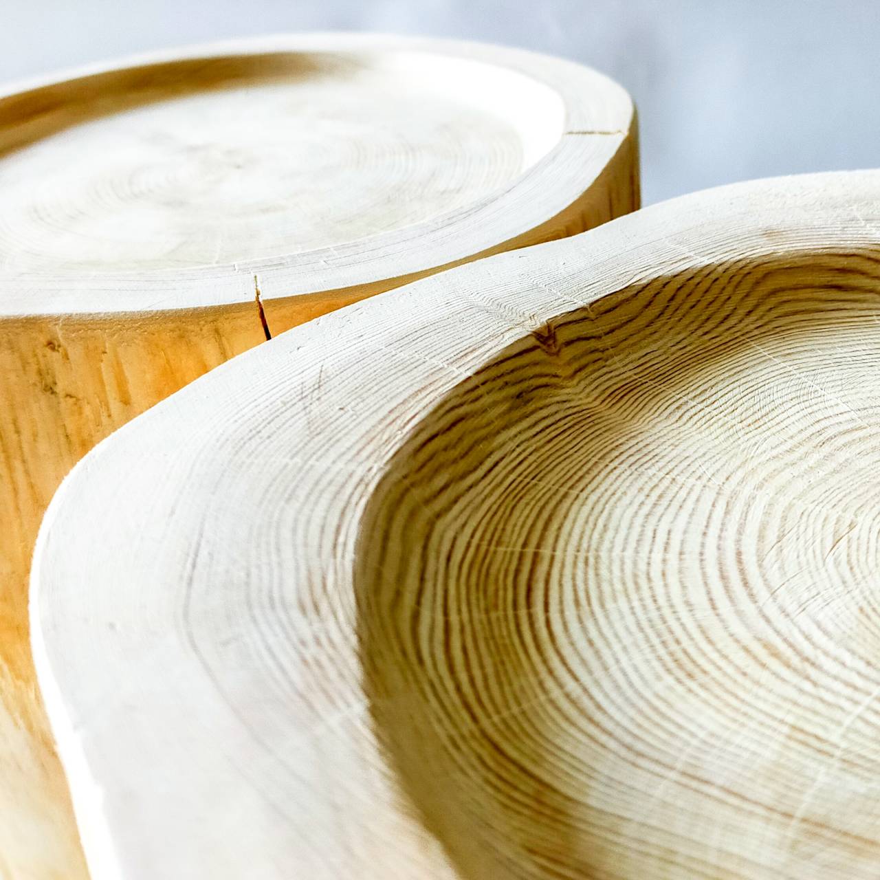 犬用 高め -高野槙の丸太のLog Bowl- 水飲み台 ごはん台 餌台
