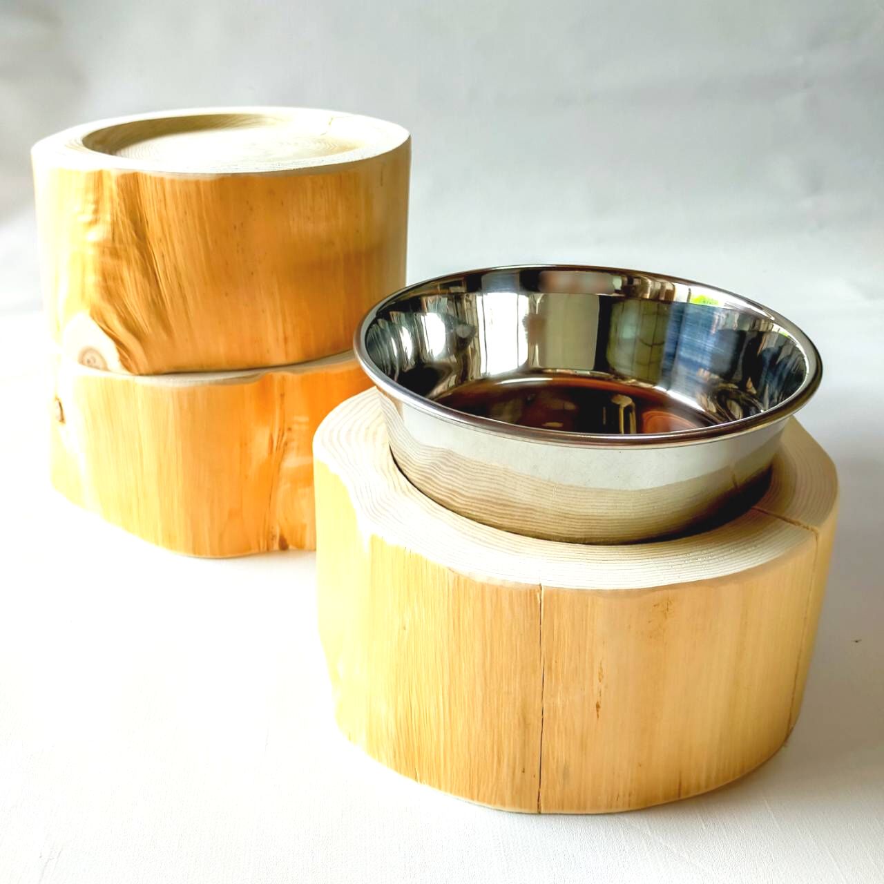 <改良> ステンレスボウル 犬用 猫 多頭飼い用 -高野槙の丸太のLog Bowl- 水飲み台 ごはん台 餌台