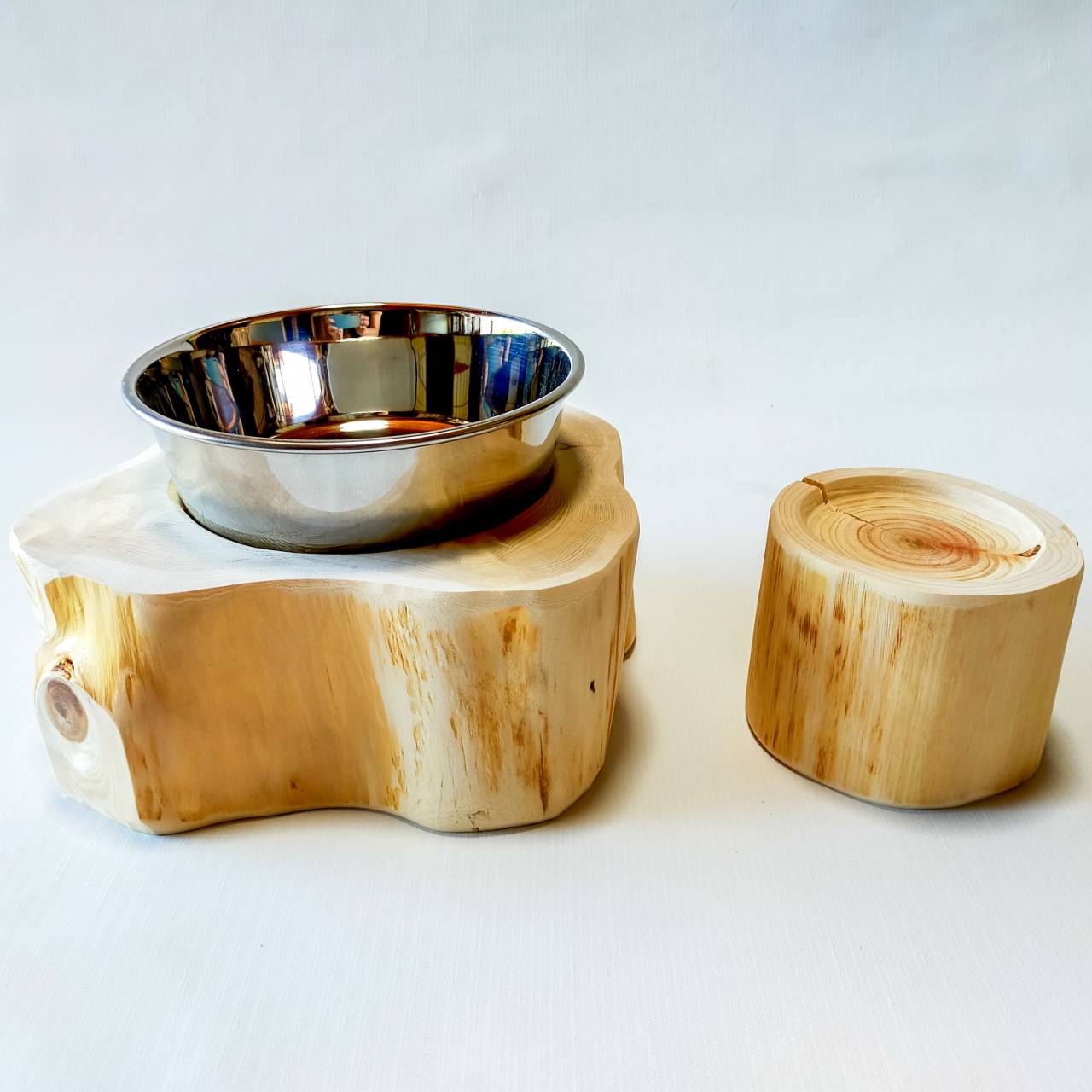<shop限定一点もの>ステンレスボウル 犬用 猫 多頭飼い用 -高野槙の丸太のLog Bowl- 水飲み台 ごはん台 餌台