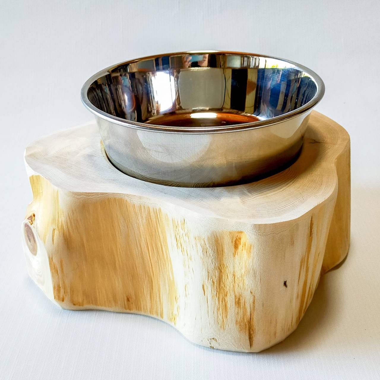 <shop限定一点もの>ステンレスボウル 犬用 猫 多頭飼い用 -高野槙の丸太のLog Bowl- 水飲み台 ごはん台 餌台