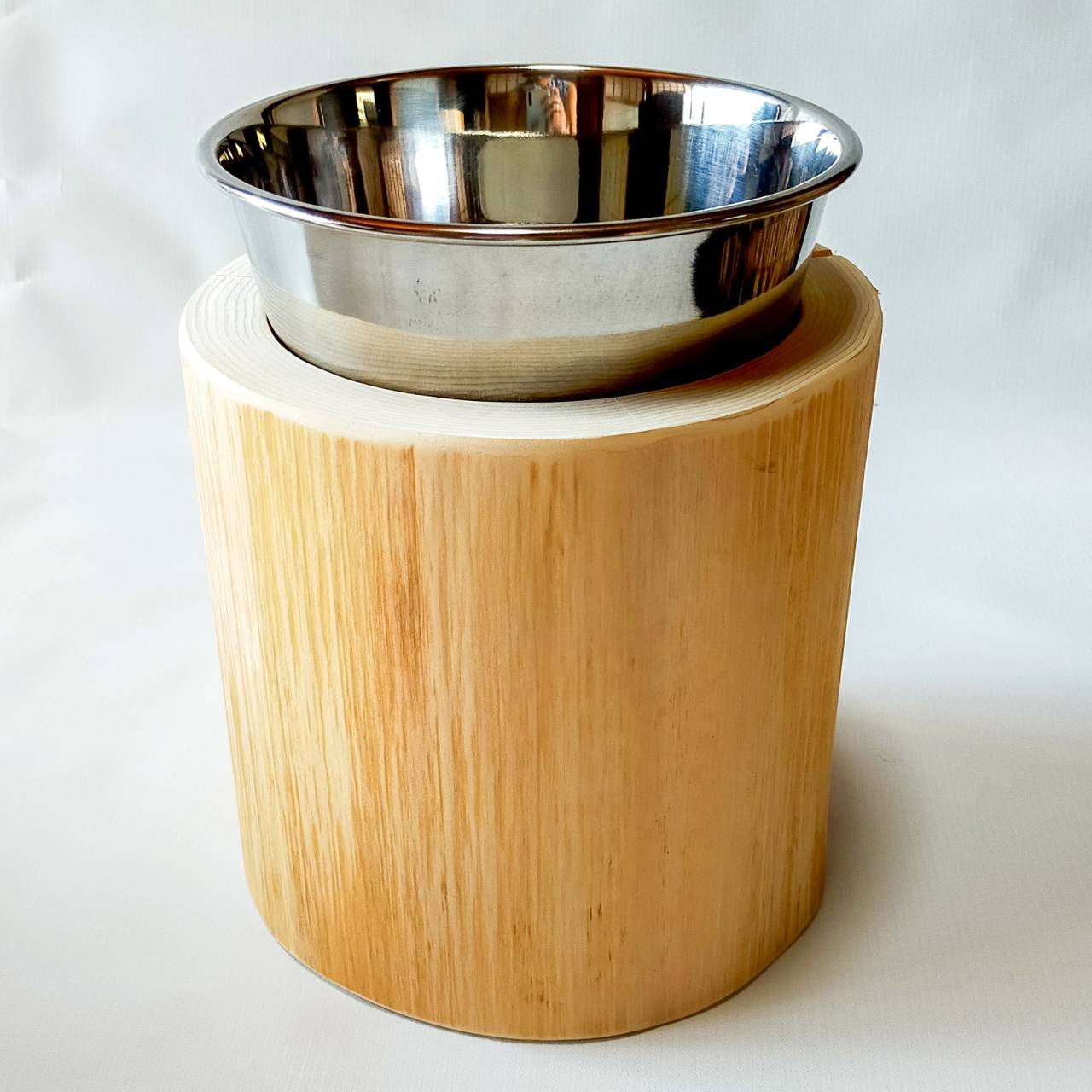<改良>ステンレスボウル 犬用 高め -ヒノキの丸太のLog Bowl- 水飲み台 ごはん台 餌台