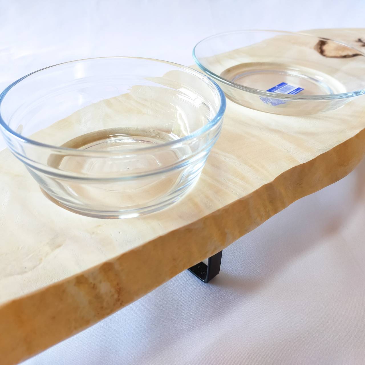 一点もの ごはんとお水とおやつボウル付♪ 栃ノ木無垢材のログボウル 水入れ フードボウル 餌台 エサ入れ