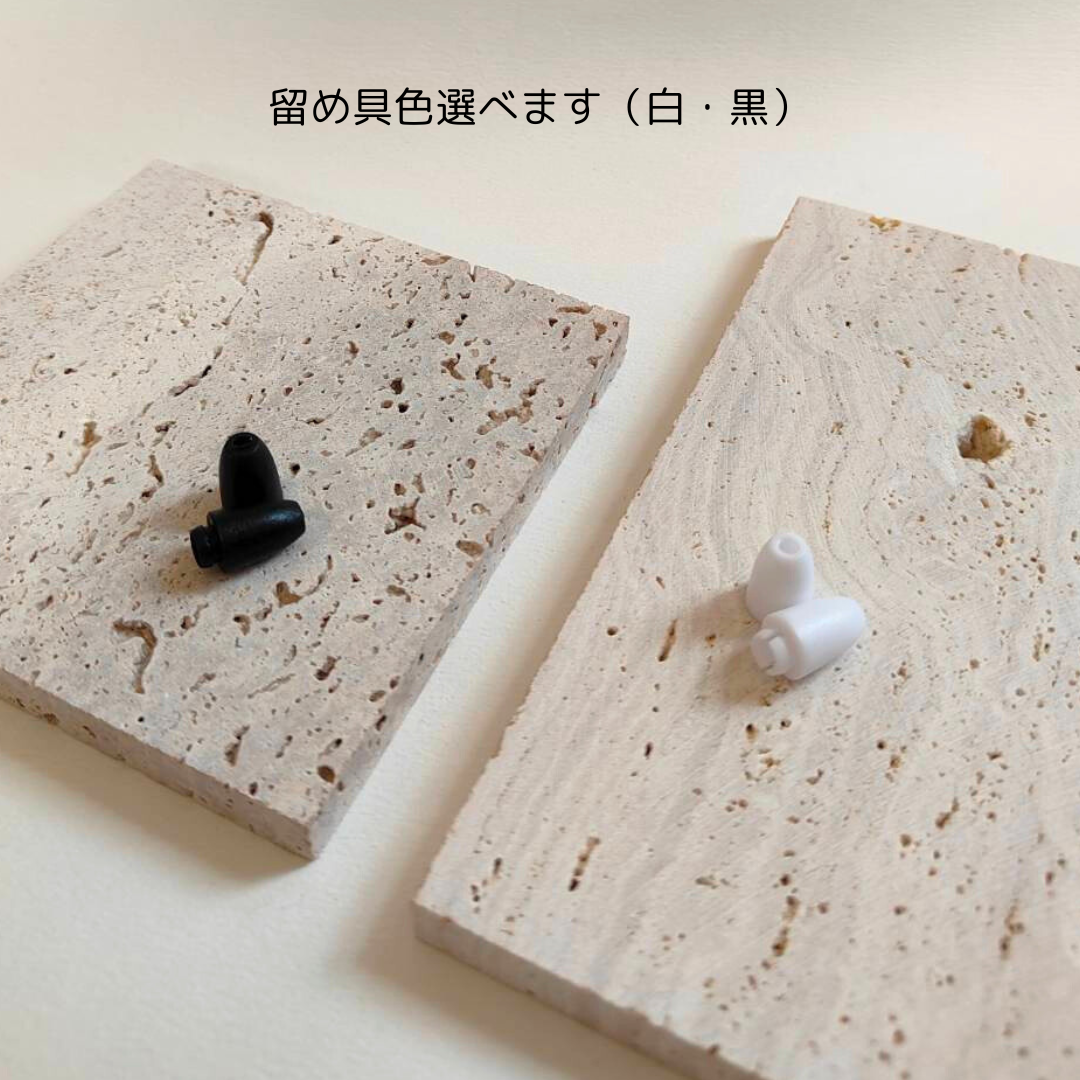 ズレない迷子札　プレート型　ストレス最小限　おハゲ防止　わずか4g　リニューアル紐　ステンレス製　やわらか紐首輪　軽い・やわらか紐・安全バックル・迷子札付き