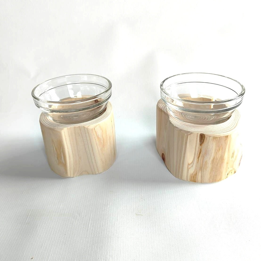 【アウトレット20％OFF】　ヒノキのログボウル　ごはん台　フードボウル　餌台　エサ入れ 1個販売　ランダム配送