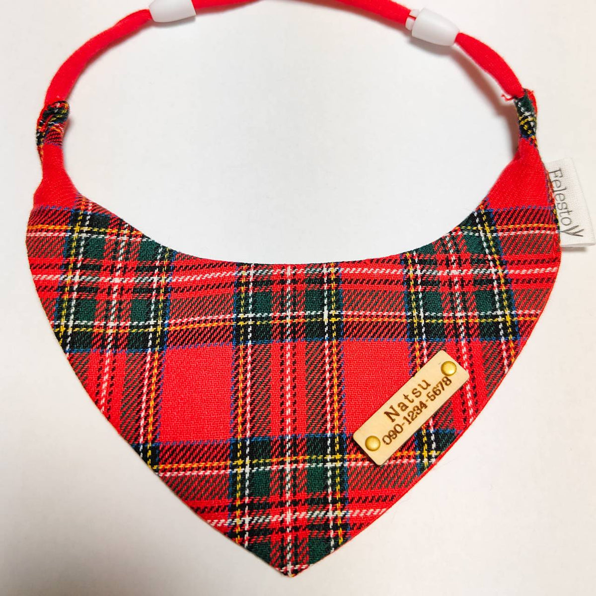 ＼Long-haired pets welcome／ Bandana collar visible even with fluffy fur, optional ID tag, safety buckle included 【Tartan Check Red】