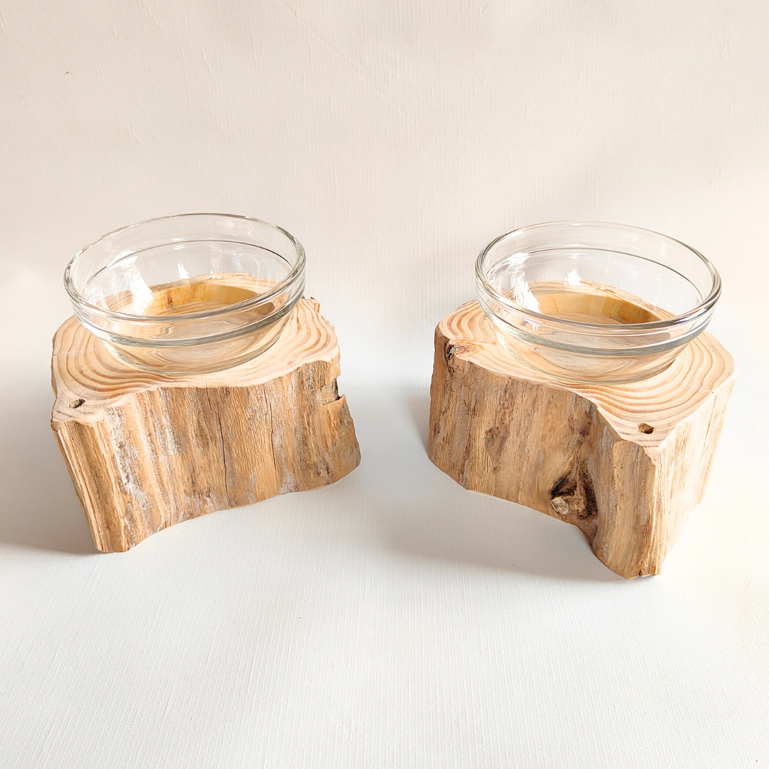 【アウトレット20％OFF】　表情豊かなしゃれ高野槙のログボウル　ごはん台　フードボウル　餌台　エサ入れ 1個販売　ランダム配送