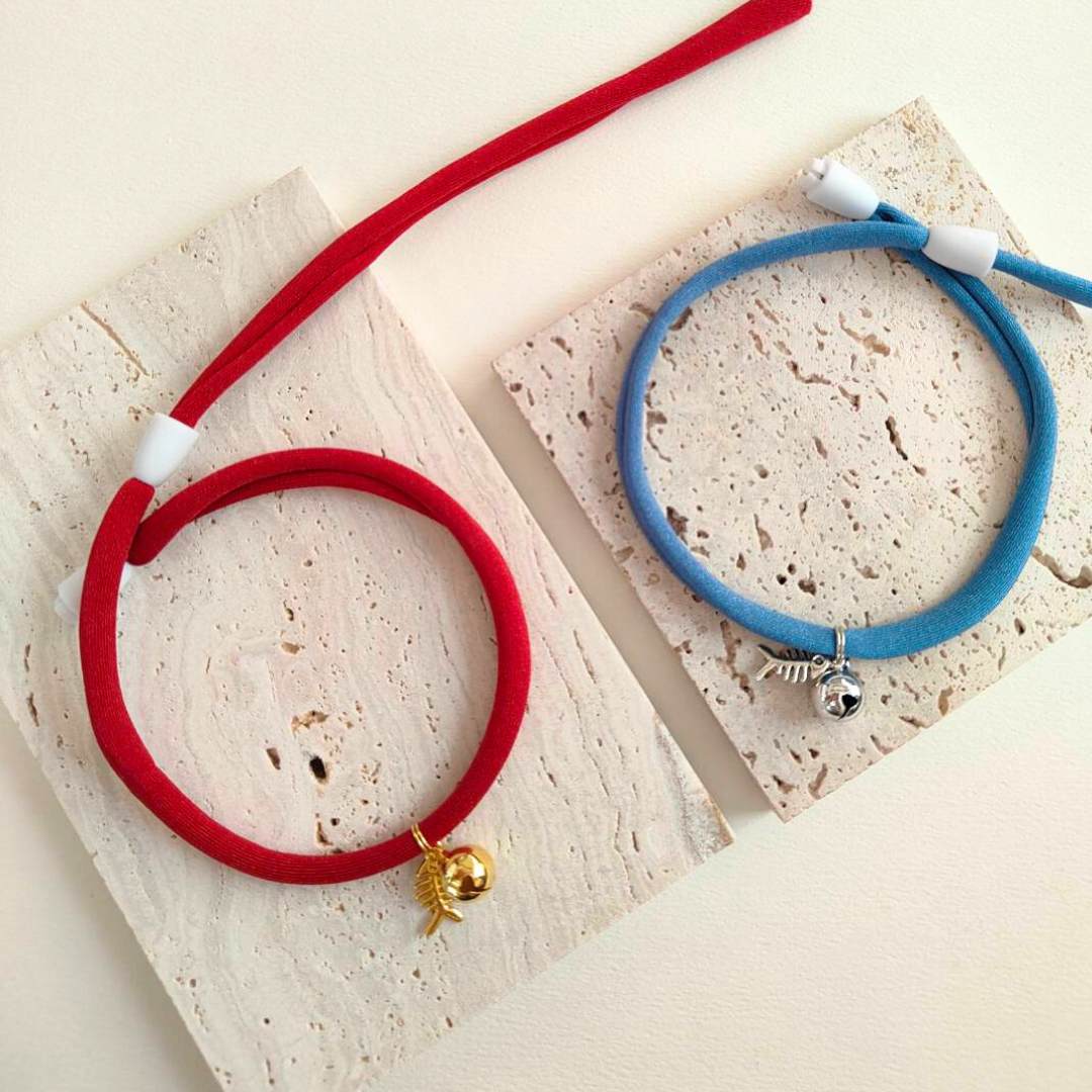 ☆リニューアル　シンプル鈴のやわらか紐首輪　猫　犬　首輪　軽量　セーフティバックル　安全　紐　おしゃれ　かわいい