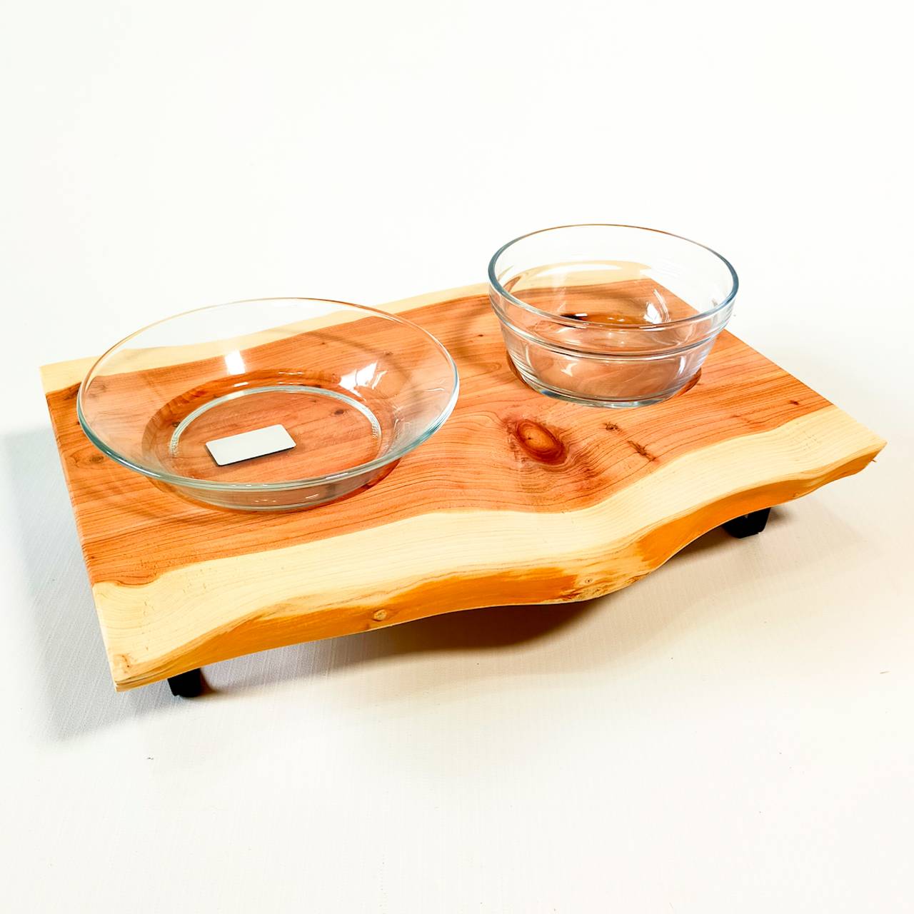 一点もの　ごはんとお水　伊吹無垢材のログボウル　水入れ　フードボウル　餌台　エサ入れ
