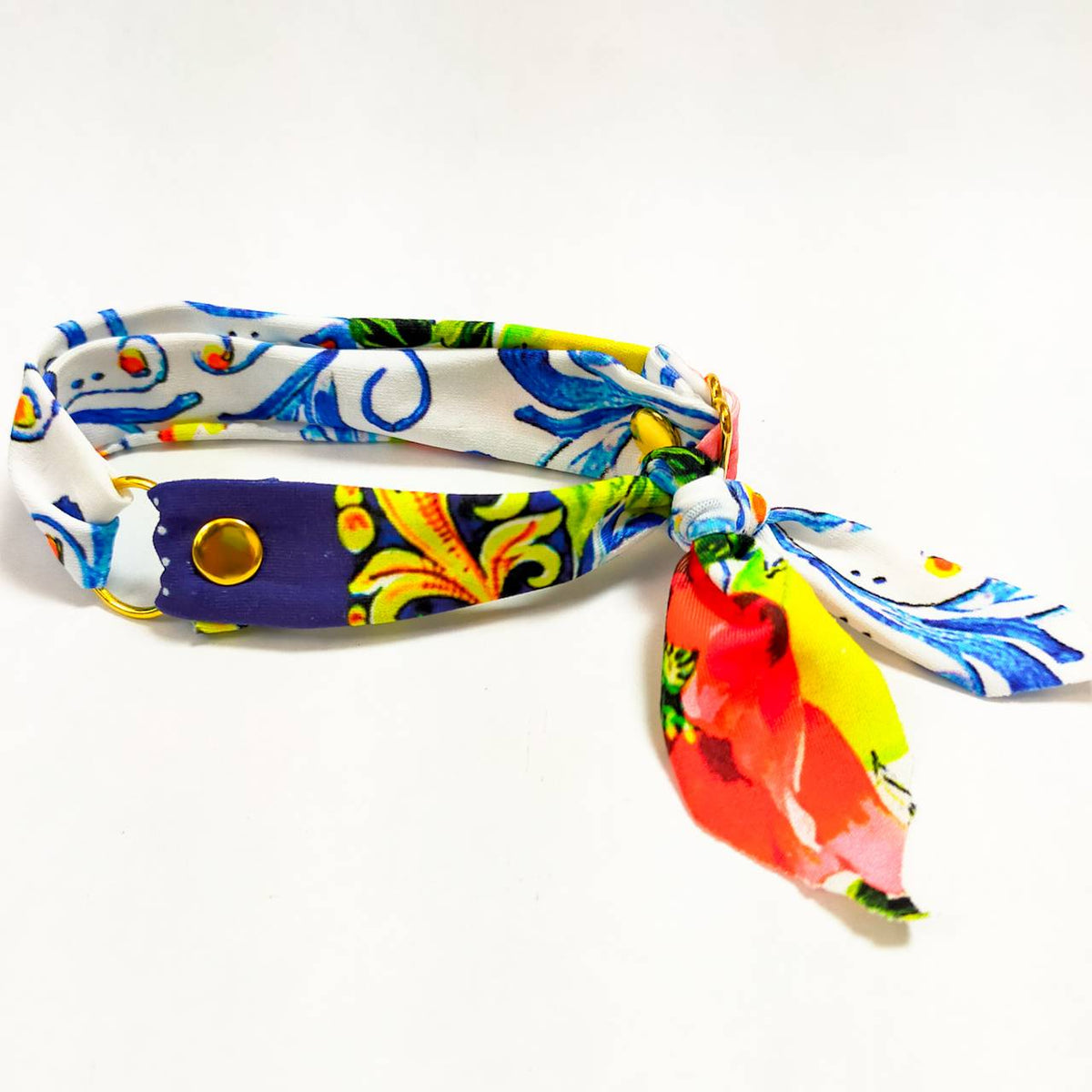 <20 colors > round wood collars