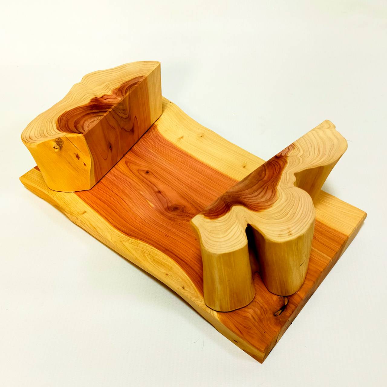 一点もの　ごはんとお水　②伊吹無垢材のログボウル　水入れ　フードボウル　餌台　エサ入れ