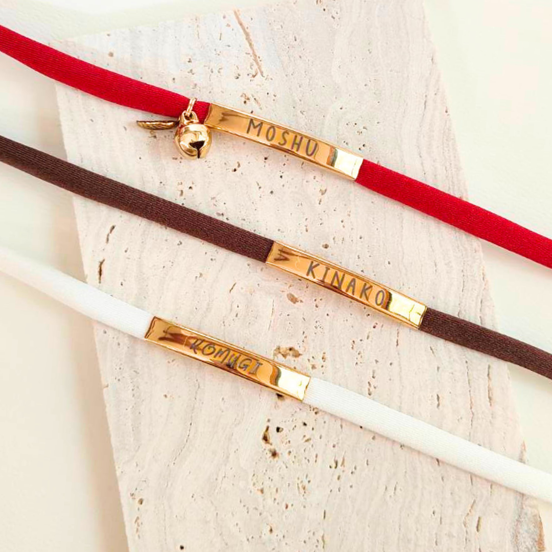 揺れない迷子札（ステンレスバージョン）　ストレス最小限　おハゲ防止　わずか4g　リニューアル紐　やわらか紐首輪　軽い・やわらか紐・安全バックル・迷子札付き