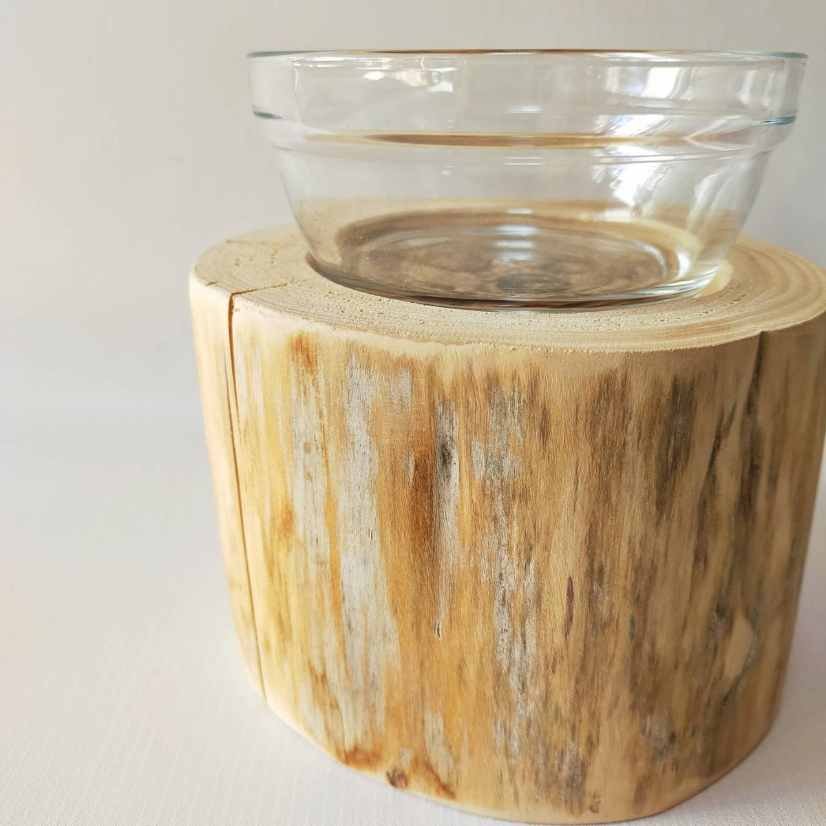 ヒノキペットテーブル　ごはん台　水入れ　フードボウル　餌台　エサ入れ 1個