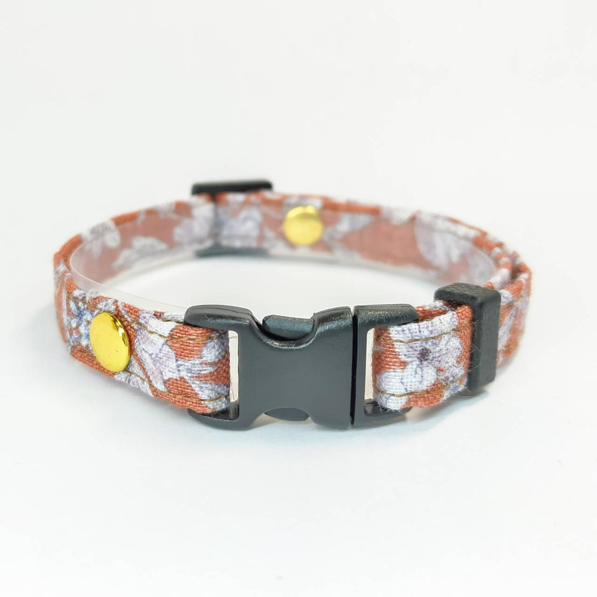Garnet brown