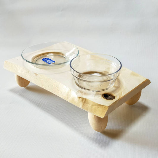 一点もの　ごはんとお水　栃の木（とちのき）無垢材のログボウル　水入れ　フードボウル　餌台　エサ入れ